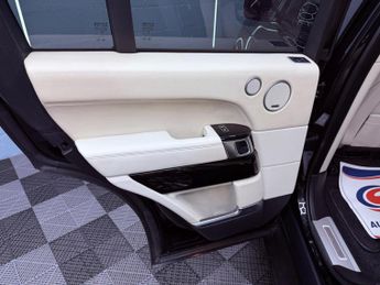 Land Rover Range Rover 4.4 SD V8 Autobiography Auto 4WD Euro 5 5dr