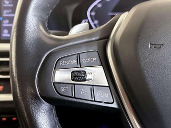 BMW 3 Series 2.0 330e 12kWh SE Pro Saloon 4dr Petrol Plug-in Hybrid Auto Euro