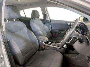 Hyundai IONIQ 38.3kWh Premium Hatchback 5dr Electric Auto (136 ps)