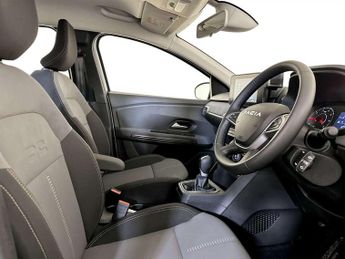 Dacia Sandero Stepway 1.0 TCe EXTREME Hatchback 5dr Petrol CVT Euro 6 (s/s) (90 ps)