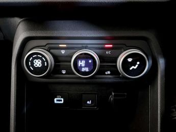 Dacia Sandero Stepway 1.0 TCe EXTREME Hatchback 5dr Petrol CVT Euro 6 (s/s) (90 ps)