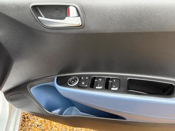 Hyundai i10 1.2 Premium Auto Euro 5 5dr