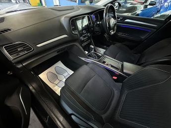 Renault Megane 1.2 TCe Dynamique Nav Sport Tourer 5dr Petrol EDC Euro 6 (130 ps