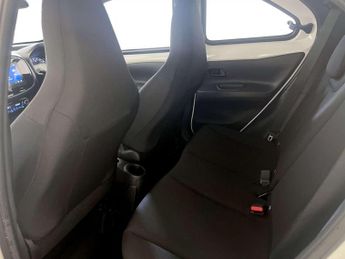 Toyota Aygo X 1.0 VVT-i Edge Hatchback 5dr Petrol Manual Euro 6 (s/s) (72 ps)