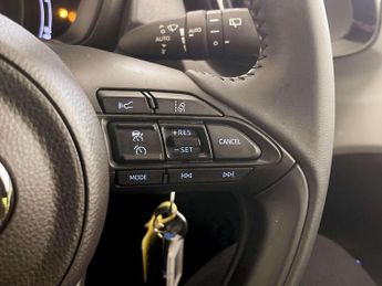 Toyota Aygo X 1.0 VVT-i Edge Hatchback 5dr Petrol Manual Euro 6 (s/s) (72 ps)