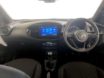 Toyota Aygo X 1.0 VVT-i Edge Hatchback 5dr Petrol Manual Euro 6 (s/s) (72 ps)