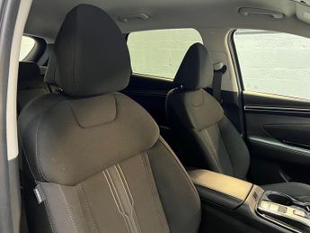 Hyundai TUCSON 1.6 h T-GDi SE Connect Auto Euro 6 (s/s) 5dr