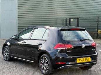 Volkswagen Golf 2.0 TDI BlueMotion Tech SE Nav DSG Euro 6 (s/s) 5dr