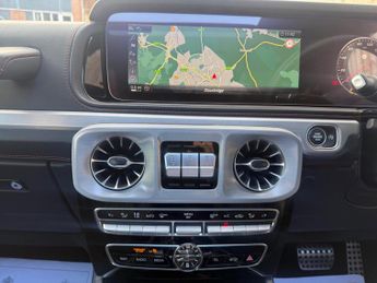 Mercedes-Benz G Class 4.0 G63 V8 BiTurbo AMG SpdS+9GT 4MATIC Euro 6 (s/s) 5dr