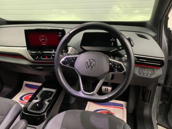 Volkswagen ID.4 Pure 52kWh Life Auto 5dr