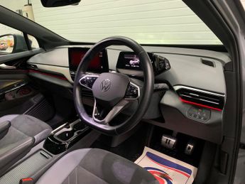 Volkswagen ID.4 Pure 52kWh Life Auto 5dr