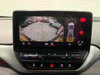 Volkswagen ID.4 Pure 52kWh Life Auto 5dr