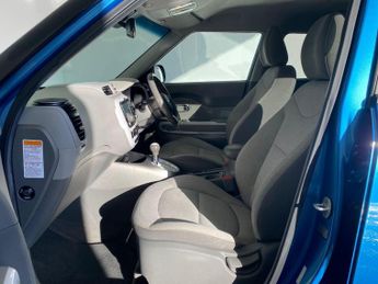 Kia Soul 30kWh EV Auto 5dr