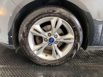 Ford Focus 1.6 TDCi Zetec Euro 5 (s/s) 5dr