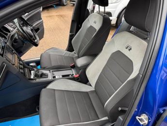 Volkswagen Golf 2.0 TSI BlueMotion Tech R Estate 5dr Petrol DSG 4MOTION Euro 6 (