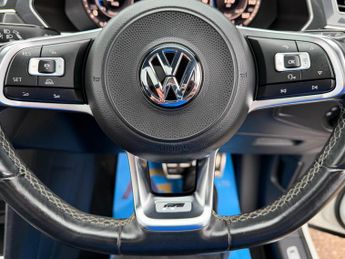 Volkswagen Tiguan 2.0 TDI R-Line SUV 5dr Diesel DSG 4Motion Euro 6 (s/s) (190 ps)