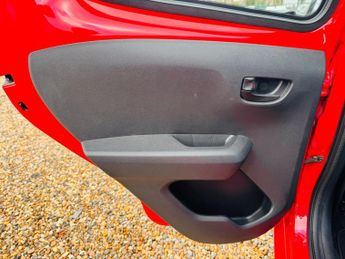 Peugeot 108 1.0 Active 2 Tronic Euro 6 5dr