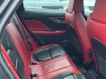 Jaguar F-PACE 3.0 V6 S Auto AWD Euro 6 (s/s) 5dr