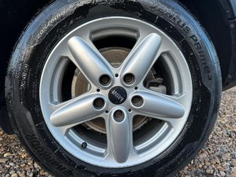 MINI Countryman 1.6 Cooper Auto Euro 6 5dr