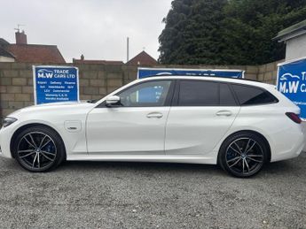 BMW 3 Series 2.0 330e 12kWh M Sport Touring Auto Euro 6 (s/s) 5dr