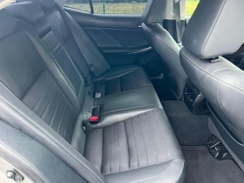 Lexus IS 2.5 250 V6 SE Auto Euro 5 4dr