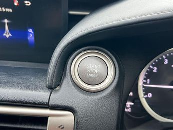 Lexus IS 2.5 250 V6 SE Auto Euro 5 4dr