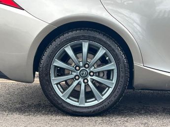 Lexus IS 2.5 250 V6 SE Auto Euro 5 4dr