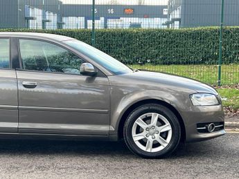 Audi A3 1.6 TDI SE Sportback S Tronic Euro 5 (s/s) 5dr