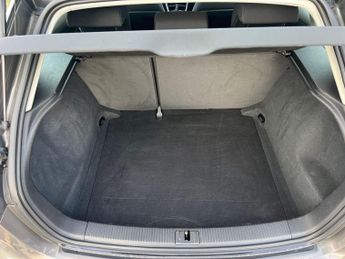 Audi A3 1.6 TDI SE Sportback S Tronic Euro 5 (s/s) 5dr