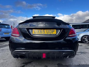 Mercedes-Benz C Class 4.0 C63 V8 BiTurbo AMG S (Premium) SpdS MCT Euro 6 (s/s) 4dr