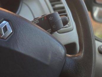 Renault Trafic 2.0 dCi SL27 Sport L1 H1 3dr