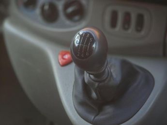 Renault Trafic 2.0 dCi SL27 Sport L1 H1 3dr