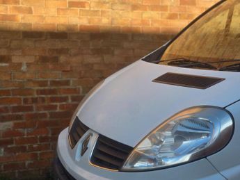 Renault Trafic 2.0 dCi SL27 Sport L1 H1 3dr