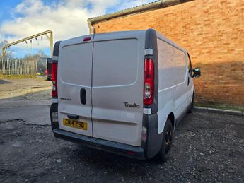 Renault Trafic 2.0 dCi SL27 Sport L1 H1 3dr