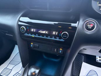 Toyota Yaris Cross 1.5 VVT-h GR SPORT E-CVT Euro 6 (s/s) 5dr