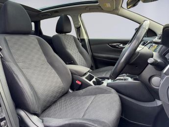 Nissan Qashqai 1.6 dCi N-Connecta XTRON 2WD Euro 6 (s/s) 5dr