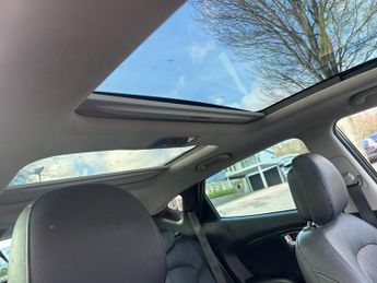 Hyundai ix35 2.0 CRDi Premium Panorama Auto 4WD Euro 5 5dr