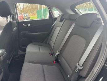 Hyundai Kona 1.6 h-GDi SE Connect SUV 5dr Petrol Hybrid DCT Euro 6 (s/s) (141