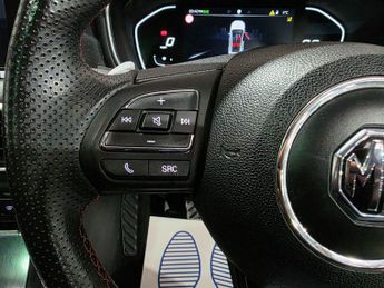 MG MG HS 1.5 T-GDI Exclusive DCT Euro 6 (s/s) 5dr