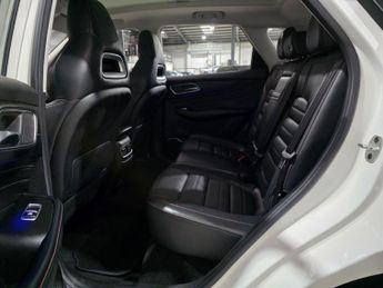 MG MG HS 1.5 T-GDI Exclusive DCT Euro 6 (s/s) 5dr