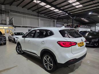 MG MG HS 1.5 T-GDI Exclusive DCT Euro 6 (s/s) 5dr