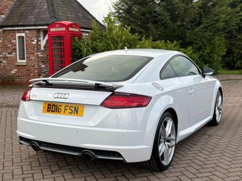 Audi TT 2.0 TFSI S line S Tronic Euro 6 (s/s) 3dr