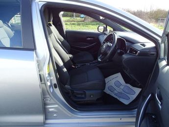 Toyota Corolla 1.8 VVT-h Icon CVT Euro 6 (s/s) 5dr