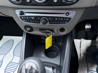 Renault Megane 1.6 16V Bizu Euro 5 5dr