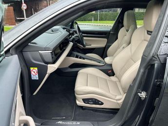 Porsche Macan 100kWh 4S Auto 4WD 5dr