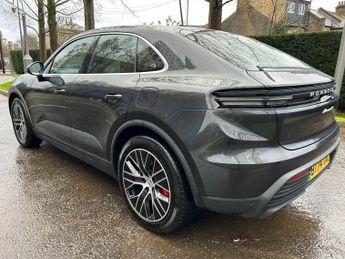 Porsche Macan 100kWh 4S Auto 4WD 5dr