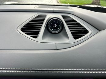 Porsche Macan 100kWh 4S Auto 4WD 5dr