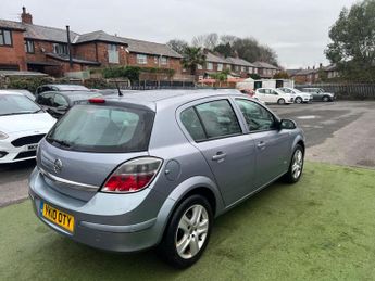 Vauxhall Astra 1.4i 16v Active 5dr