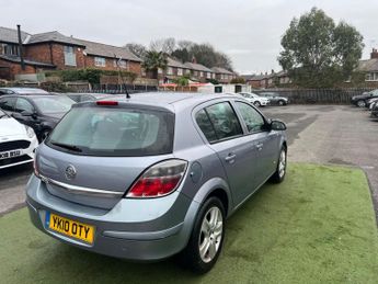 Vauxhall Astra 1.4i 16v Active 5dr