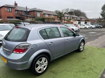 Vauxhall Astra 1.4i 16v Active 5dr